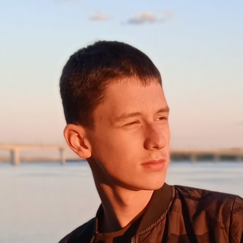 Максим Дуда